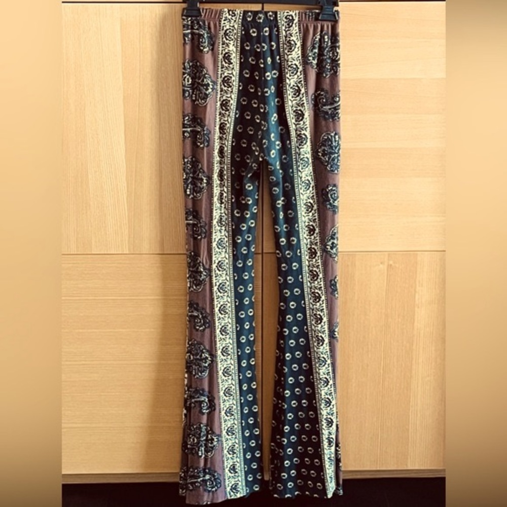 NOVELLA ROYALE. Janis Bells Printed Bottoms